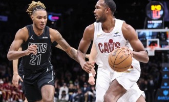 哈登22+9+8小波特26分 篮网不敌骑士8连败