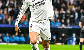 如果这4人算是当今欧洲足坛射手圈的四大天王，那么本赛季，其中一人好像开始掉队了